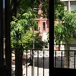 Pensión Mercado 4*